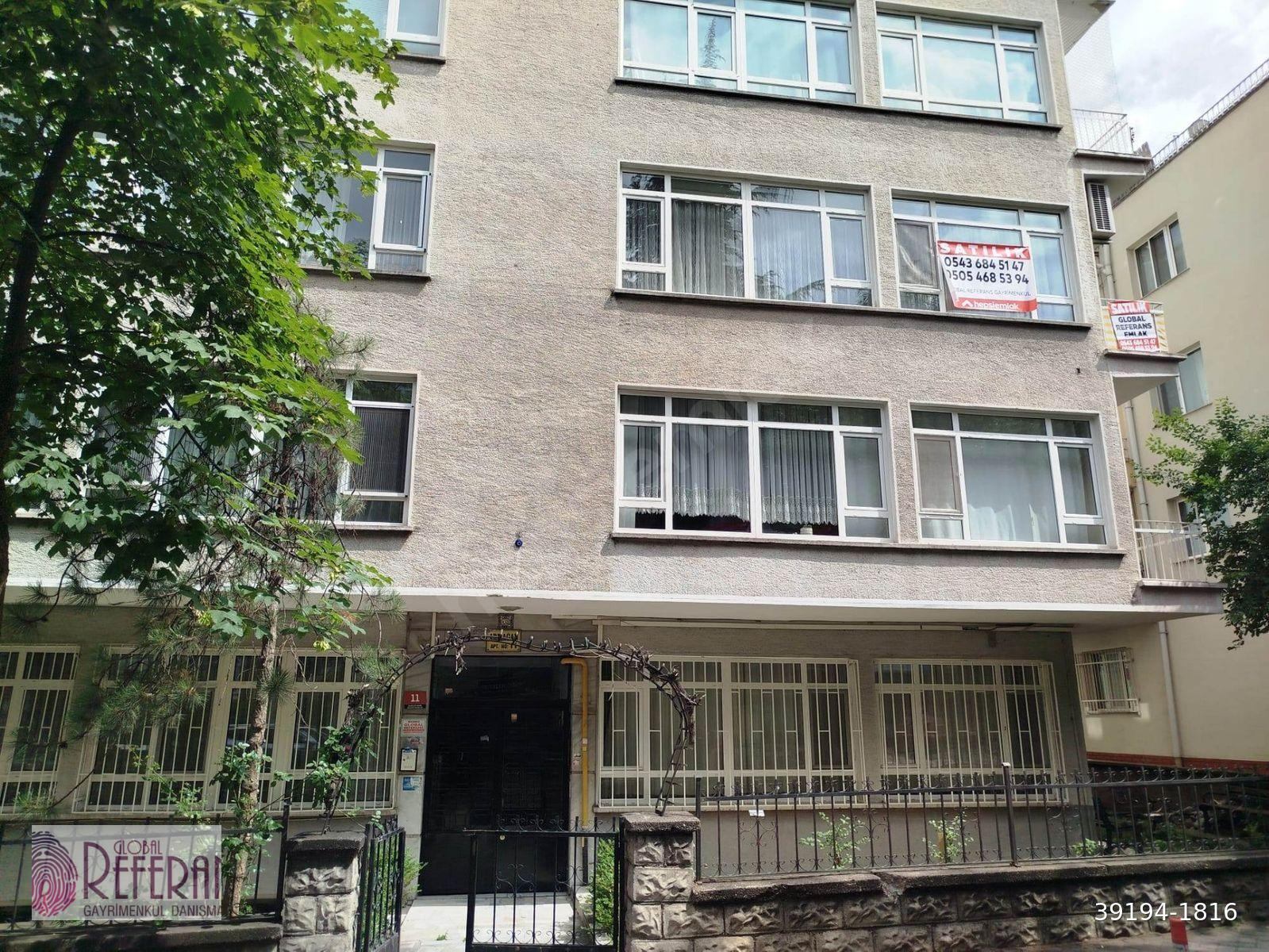 MALTEPE AKINCILAR SOKAKTA KATTA ÖN CEPHE YAPILI VE BAKIMLI GENİŞ 3+1 SATILIK DAİRE