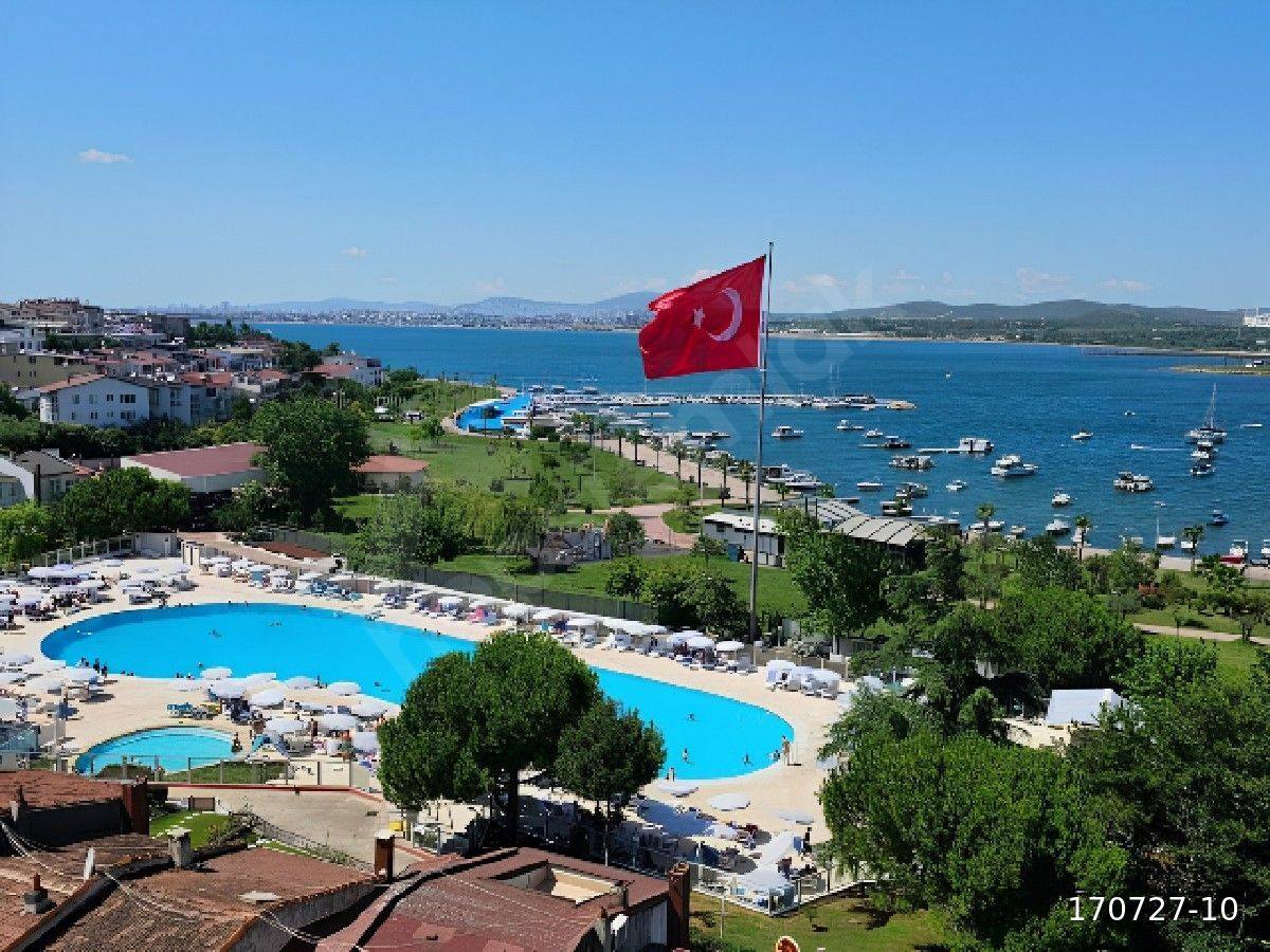 SİTE İÇİ DENİZ MANZARALI HAVUZLU SATILIK DAİRE