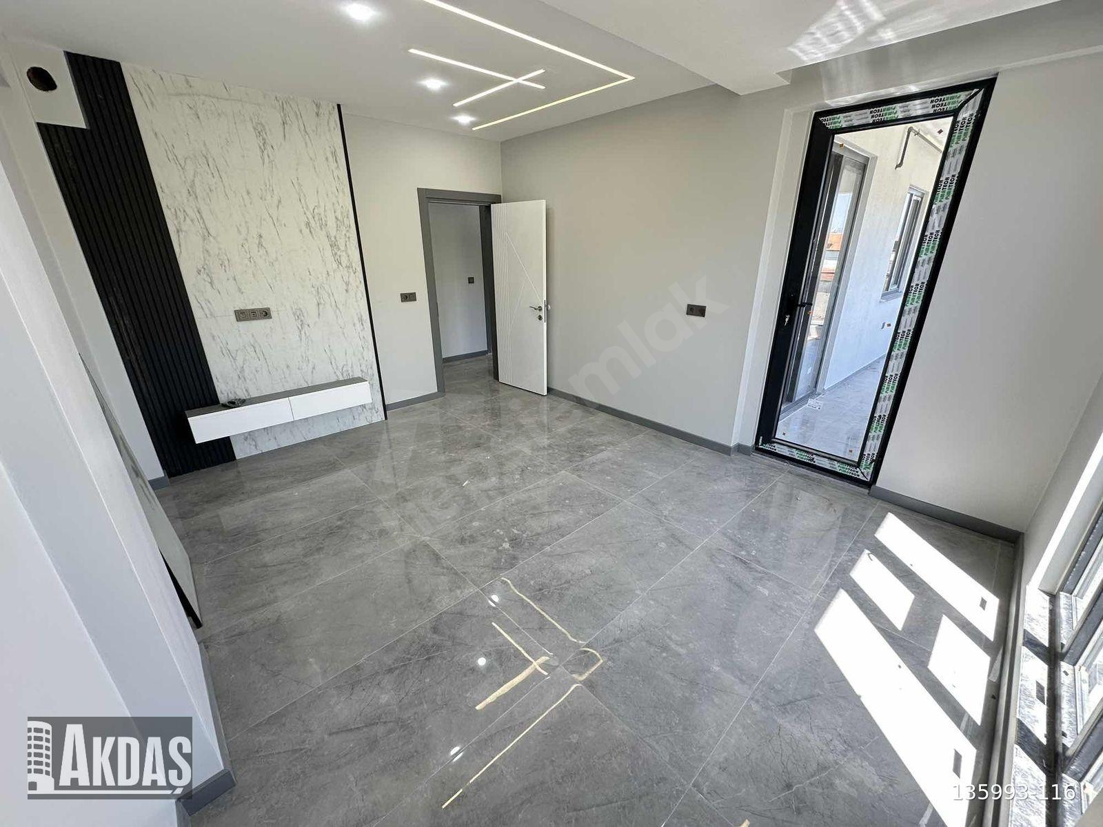 GÜMÜŞÇAYDA 100 M2 2+1 EBEVEYN BANYOLU DAİRE
