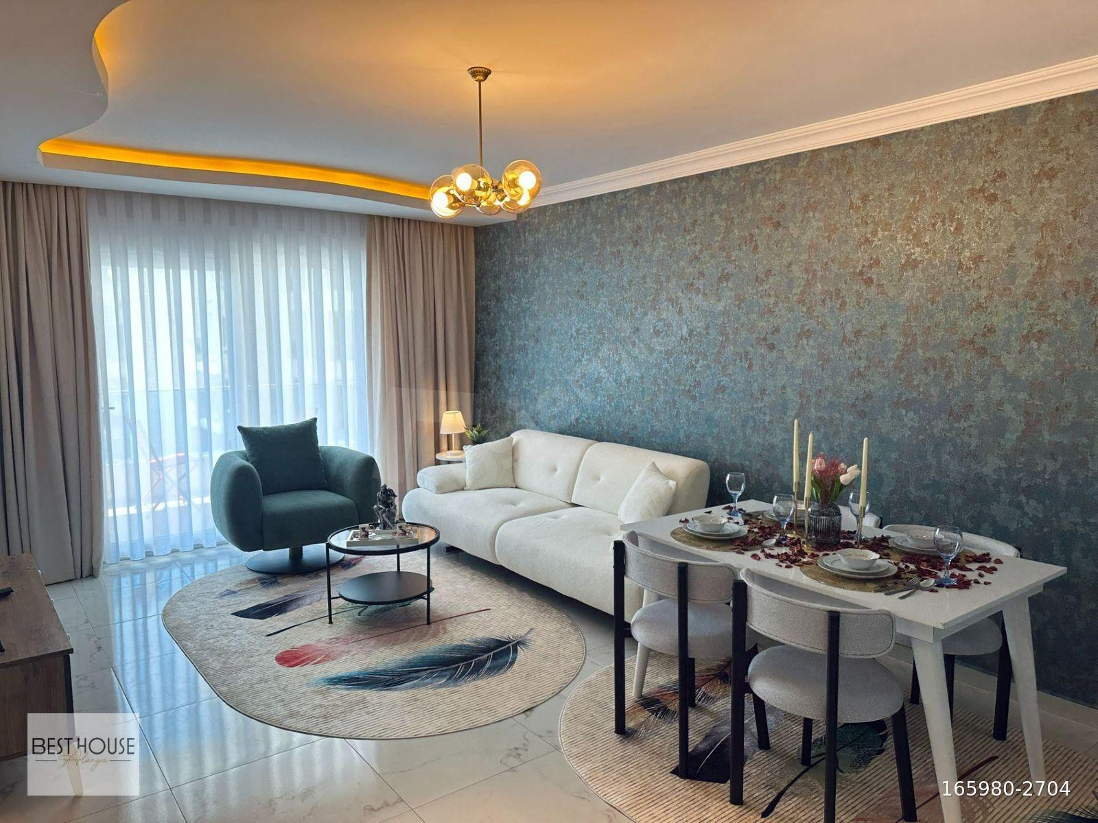 ALANYA MAHMUTLAR'DA DENİZE 300 METRE LÜKS EŞYALI 1+1 SATILIK DAİRE