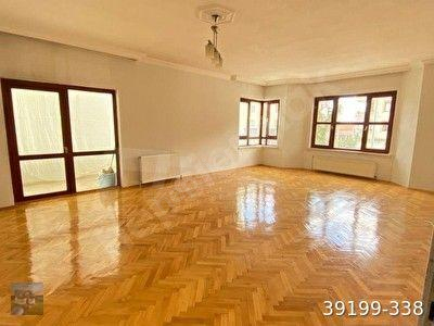 HİTİT GAYRİMENKUL'DEN DİKMEN CADDE ÜZERİ ASANSÖRLÜ BİNA 1.KAT BAKIMLI ÖN CEPHE GENİŞ 4+1 EBEVEYN BAN