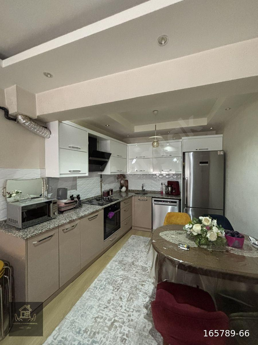 ŞEHİTLER MAHALLESİNDE ZEMİN KAT BAHÇELİ SATILIK DAİRE