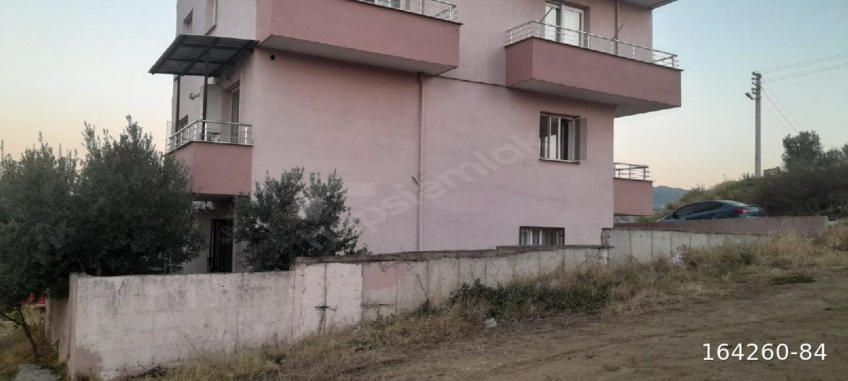 Turgutlu Selvitepede Kiralık Arakat Daire