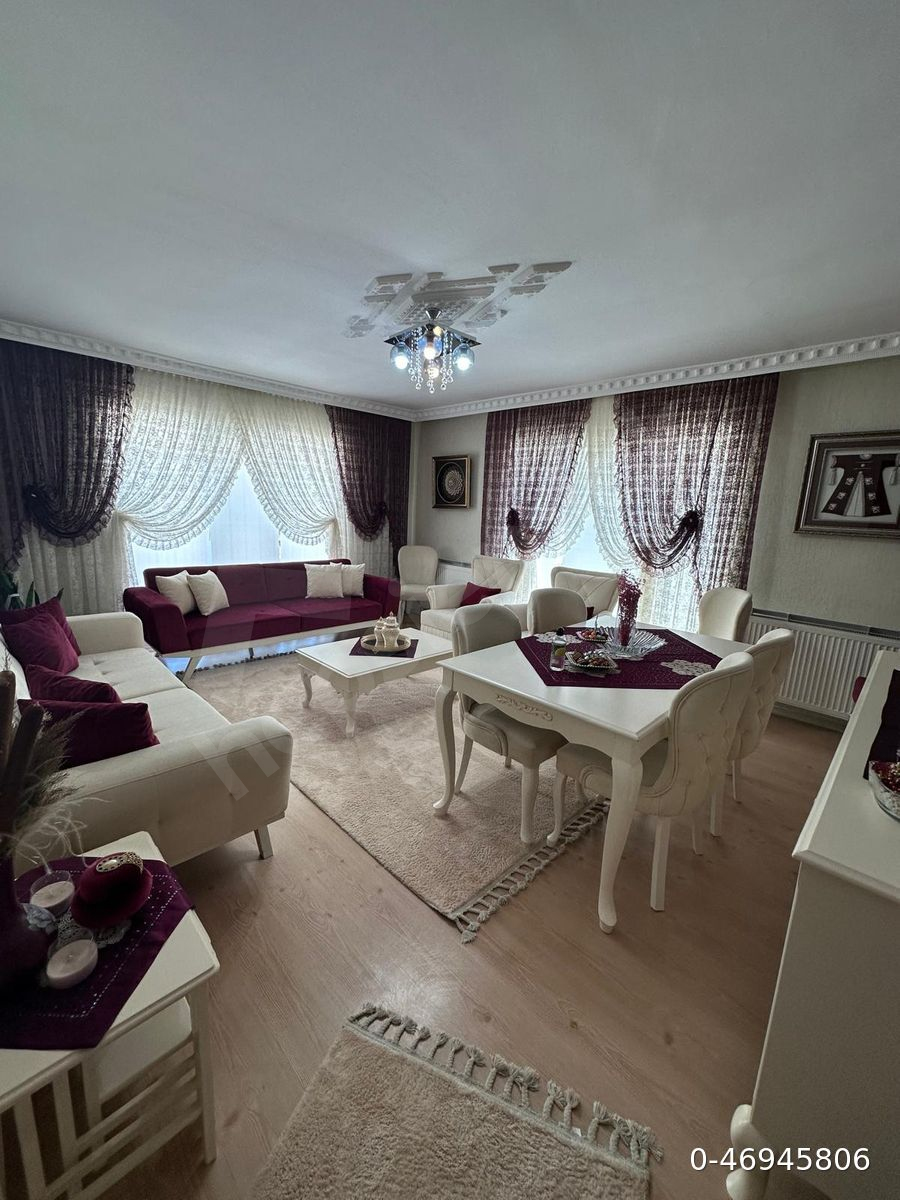 Saray Merkezde Sahibinden 3+1 3. Kat Full Yapılı Lüx Daire