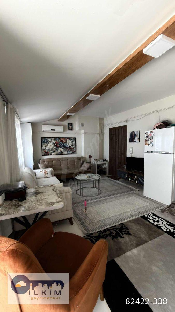 HACIKAPLANLAR MAHALLESİNDE 1+1 50m2 SATILIK TERASLI EŞYALI APART