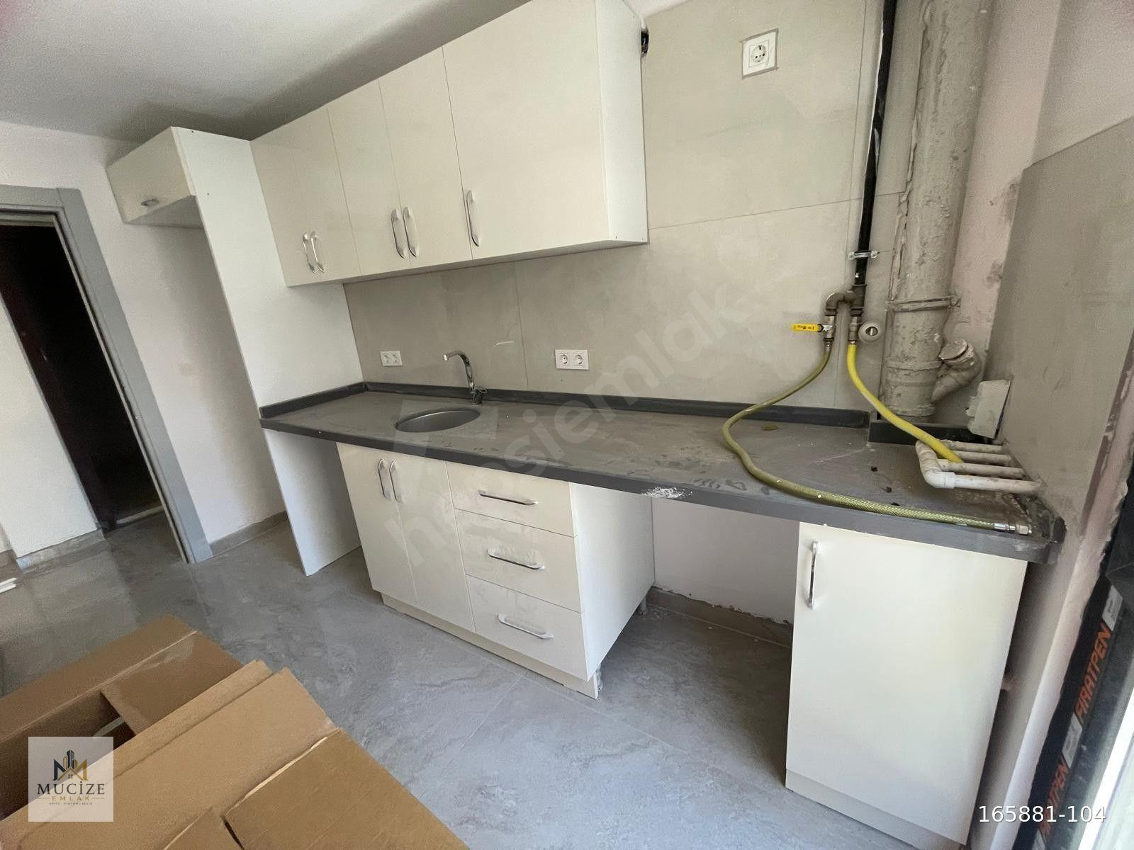 İSTANBUL BAHÇELİEVLERDE 2+1 KİRALIK 2.KAT DAİRE