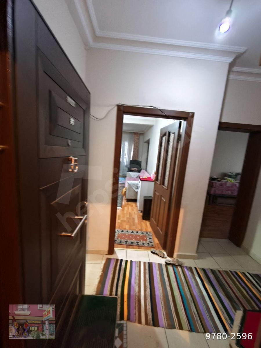 GÜNDÜZden KOLEJ de 3+1 1.kat 2 balkonlu komple eşyalı kombili KOLEJ METROSUNA 200 METRE GÜNEY CEPHE