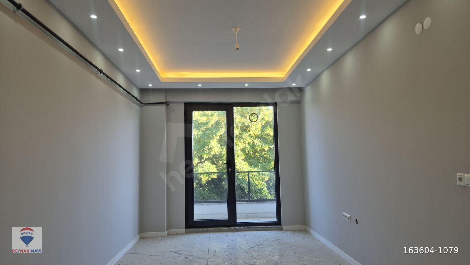 REMAX MAVİ EMEL KARAGÖZ'DEN HANLI MERKEZDE LÜX 1+1