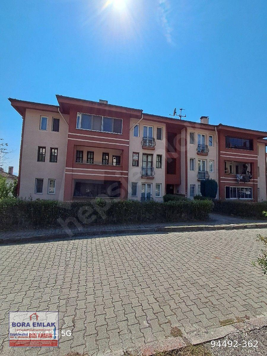 DÜZCE BAHÇEŞEHİR YEŞİLTEPE MAHALLESİNDE EŞYALI ARAKAT 3+1 KİRALIK DAİRE