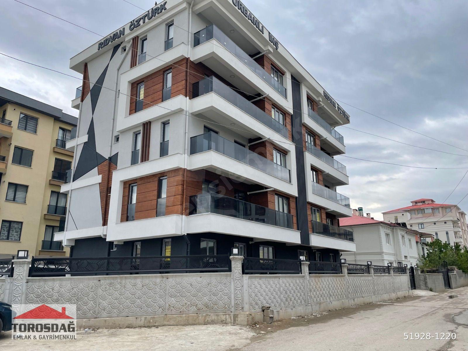 VAN SELIMBEY SİTE İÇİ 2+1 ARA KAT KİRALIK DAİRE