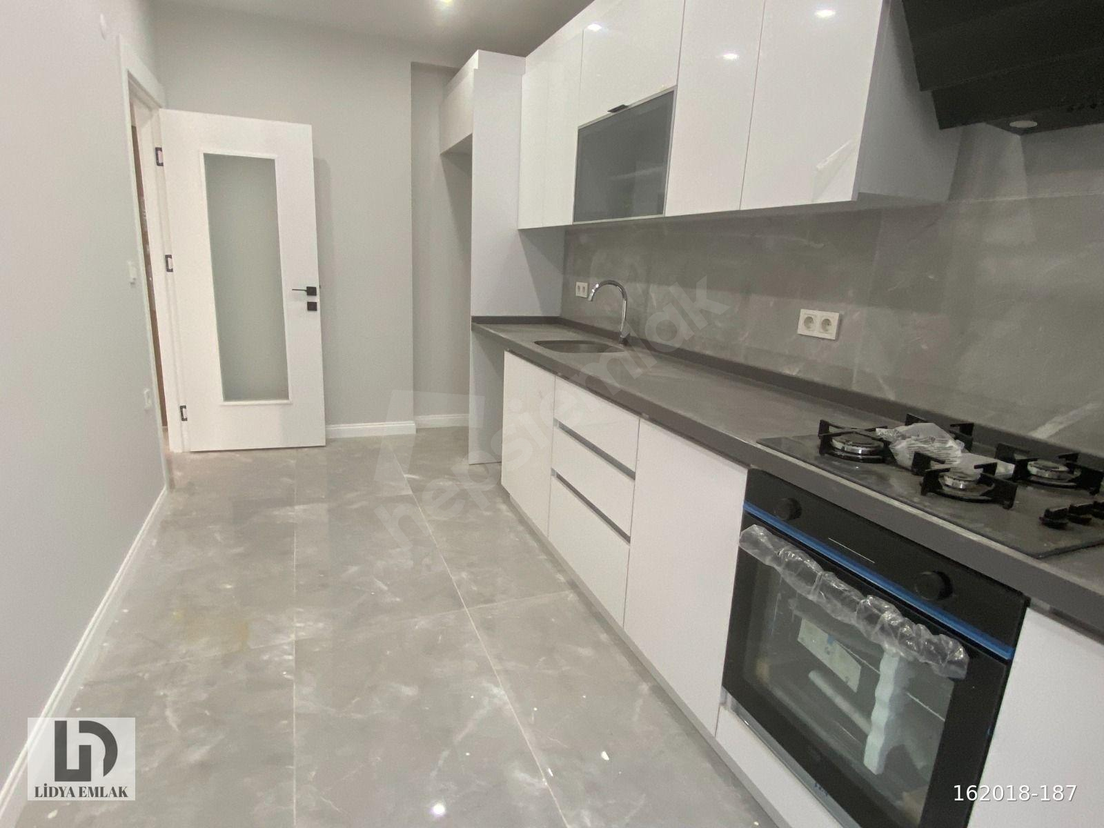 Avcılar Cihangir'de Sıfır 90 m² 2+1 | Metrobüs 5 Dk | Asansörlü