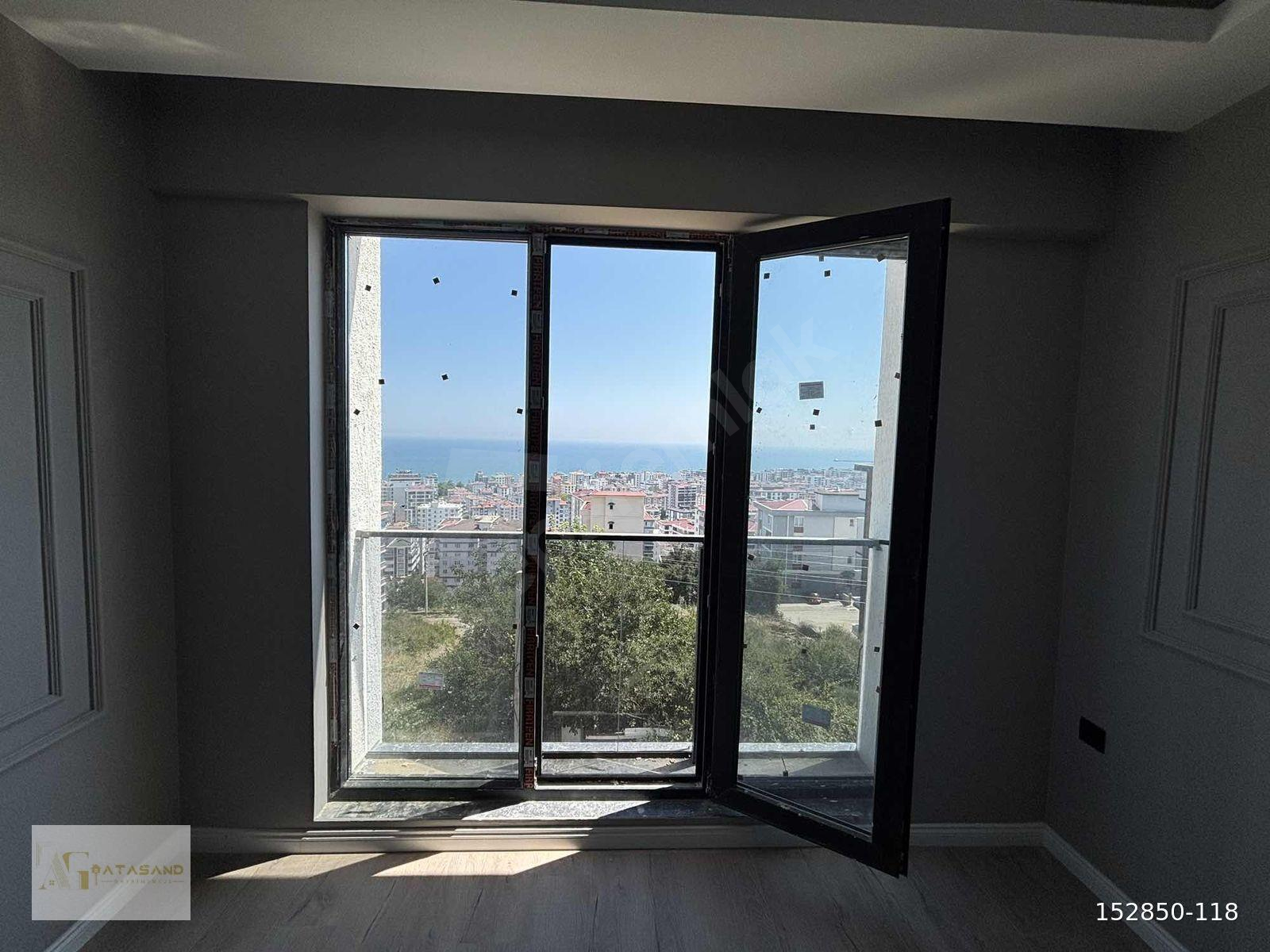ATAKUM YENİMAHALLEDE MORERN VE DENİZ MANZARALI 1+1 KİRALIK DAİRE