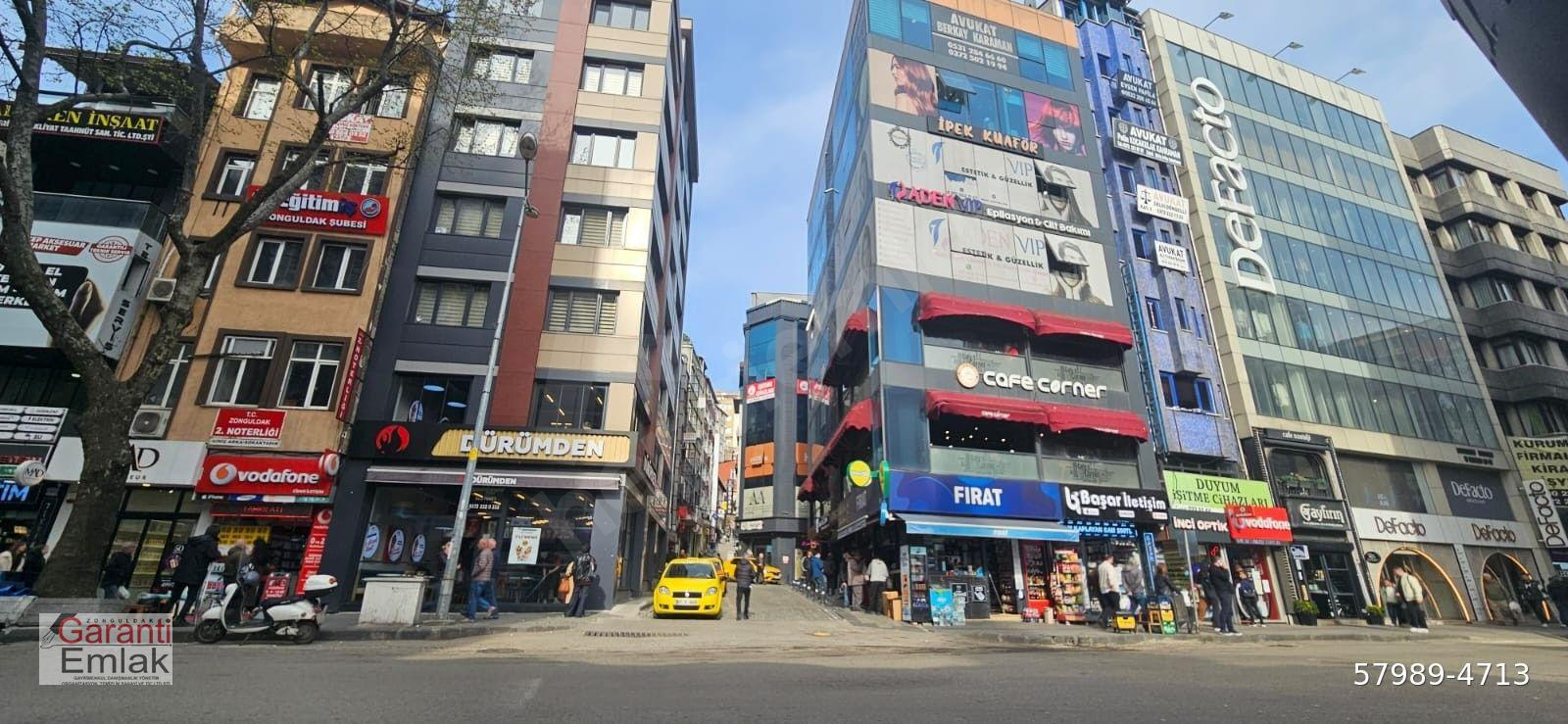 ZONGULDAK GARANTİ EMLAK'TAN ÇARŞI MERKEZ'DE GENİŞ METREKARE 1+1 SATILIK DAİRE & OFİS