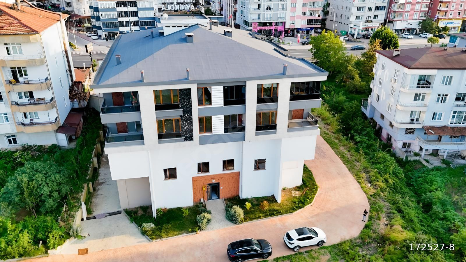 SARYAP İnşaat Farkıyla AYNİKOLA'da Mükemmel konumda 3+1 Daire