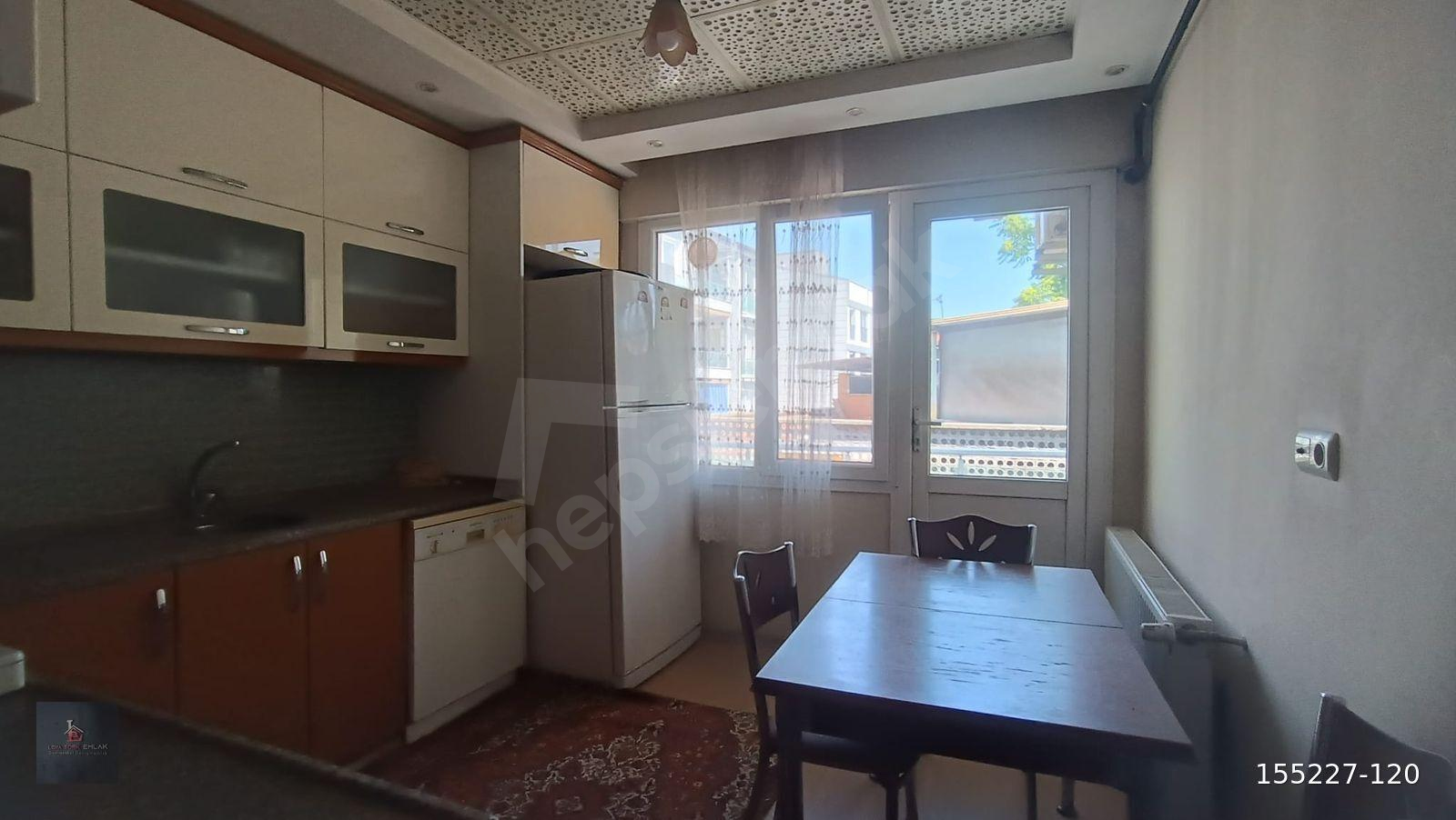 ESKİCAMİ MAHALLESİNDE SATILIK 2+1 EŞYALI DAİRE !!