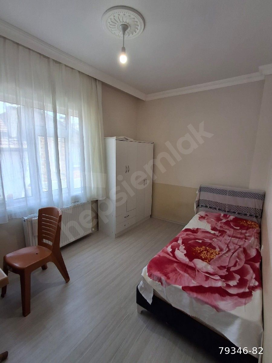 BURDUR MERKEZ YENİ MAHALLEDE HERŞEY DAHİL EŞYALI 1+1 APART.