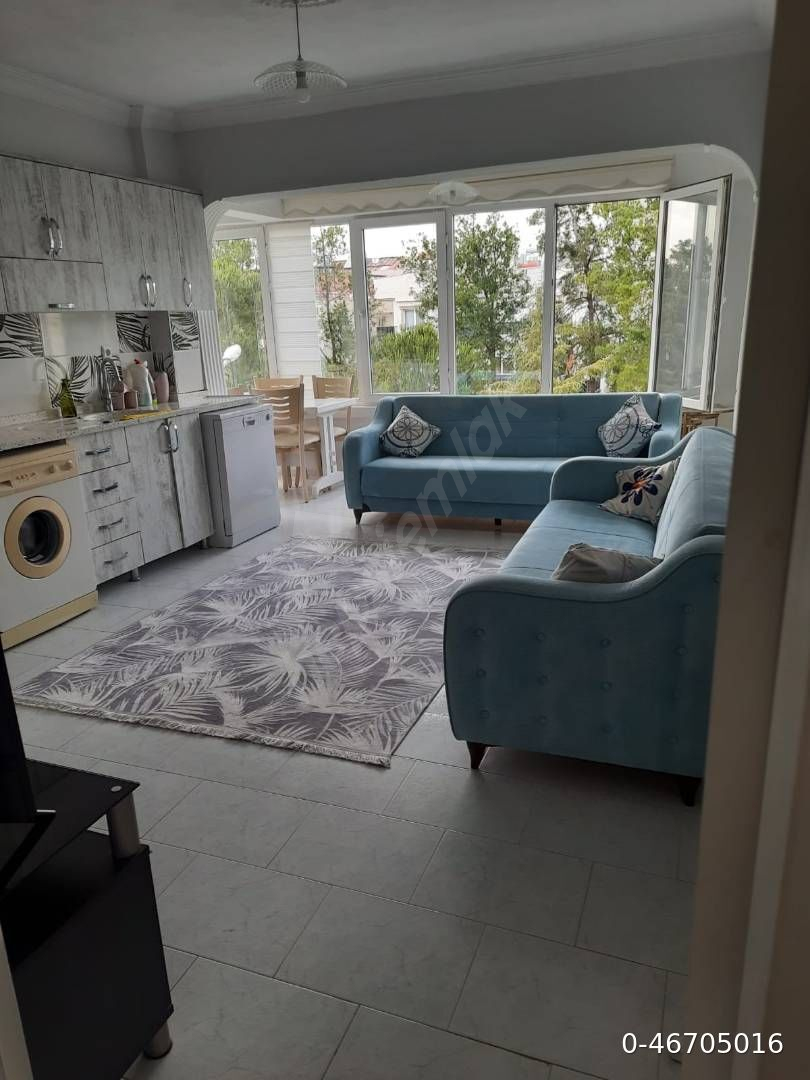 Sahibinden Didim Çamlık'ta, Merkezi Konumda 2+1 katta Eşyalı, Denize 900 m, Satılık Daire