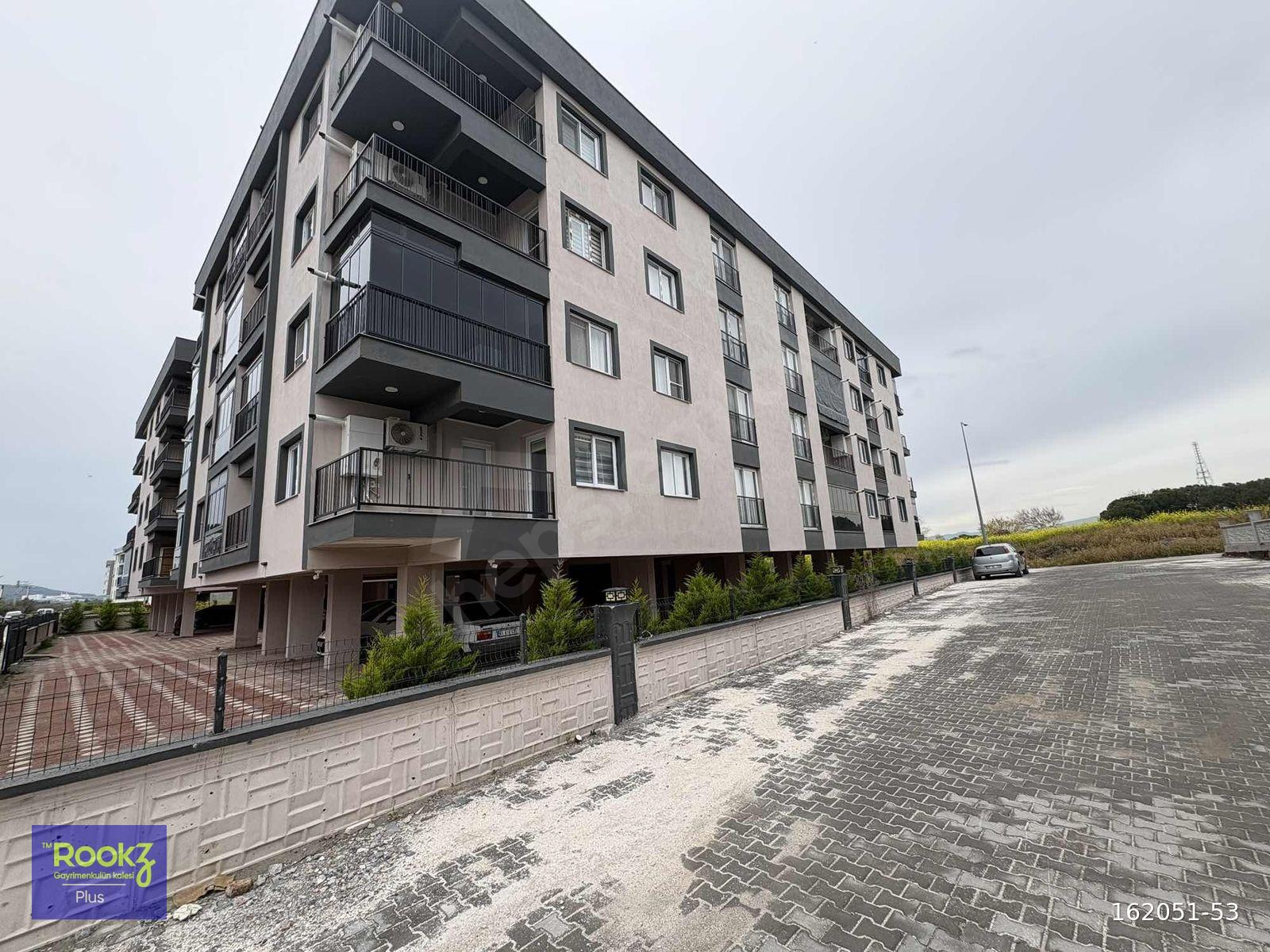 AKHİSAR ATATÜRK MAHALLESİ'NDE FULL EŞYALI - 1+1 DAİRE