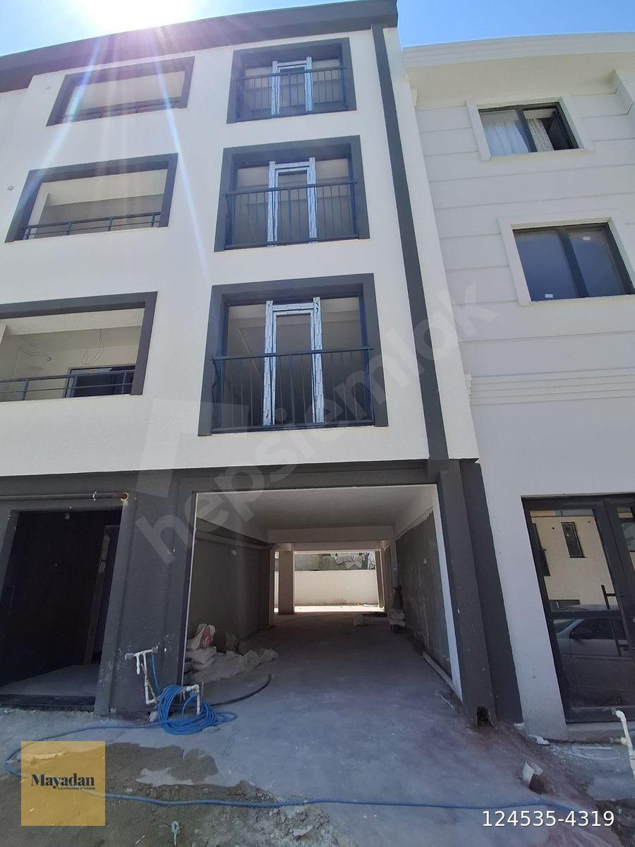MAYADAN GYO YENİ. MAH. GENİŞ EBEYN BANYOLU 2+1 SATILIK DAİRE