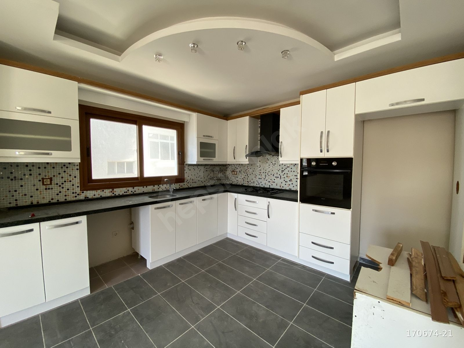 Erdemli/Merkez mah. 210 m2 satılık lüks 4+1 daire