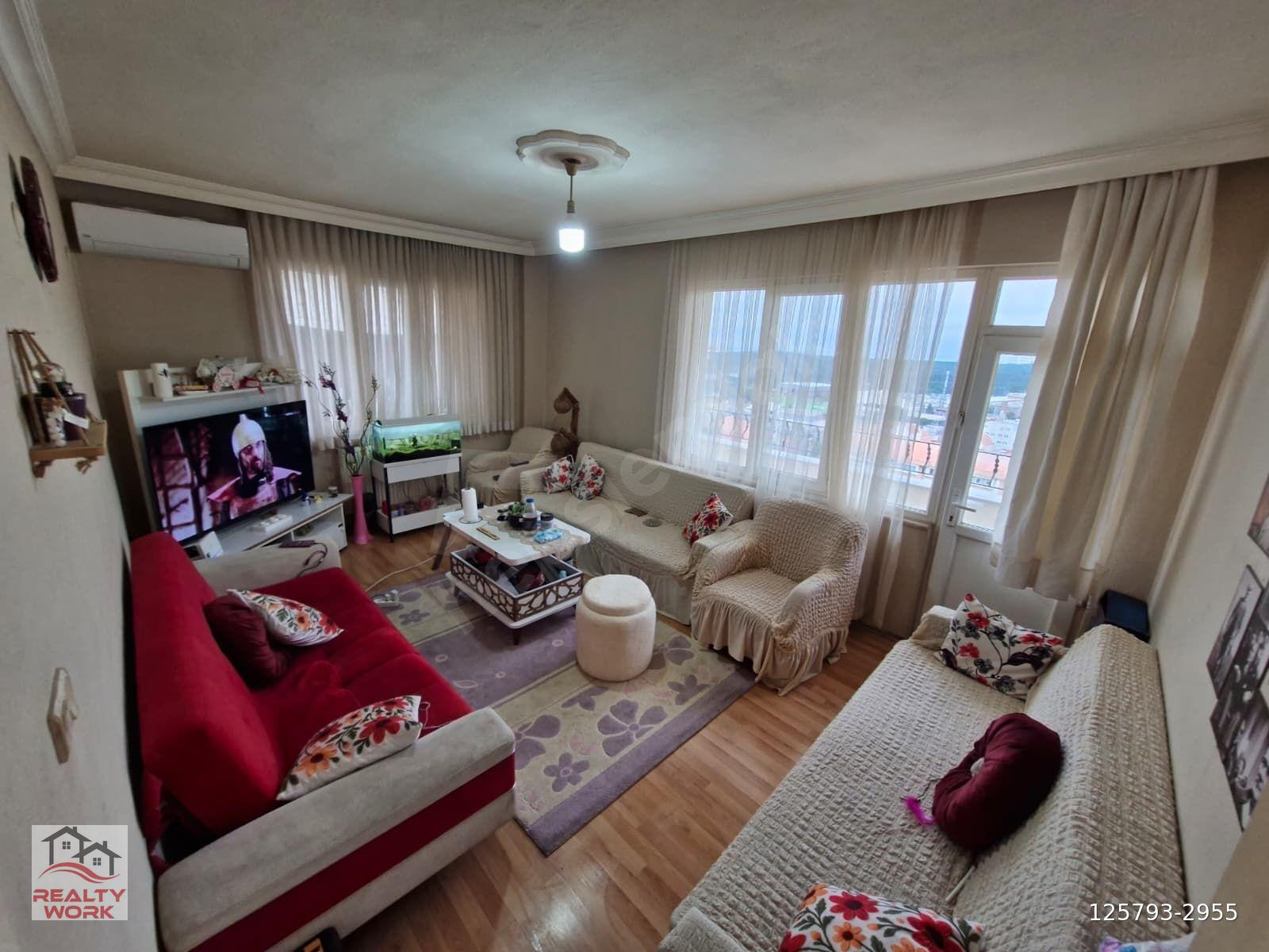 ÇOK ACİL SATILIK!! GENİŞ 90M² 2+1 ÜST KAT MERKEZDE UYGUN FİYAT