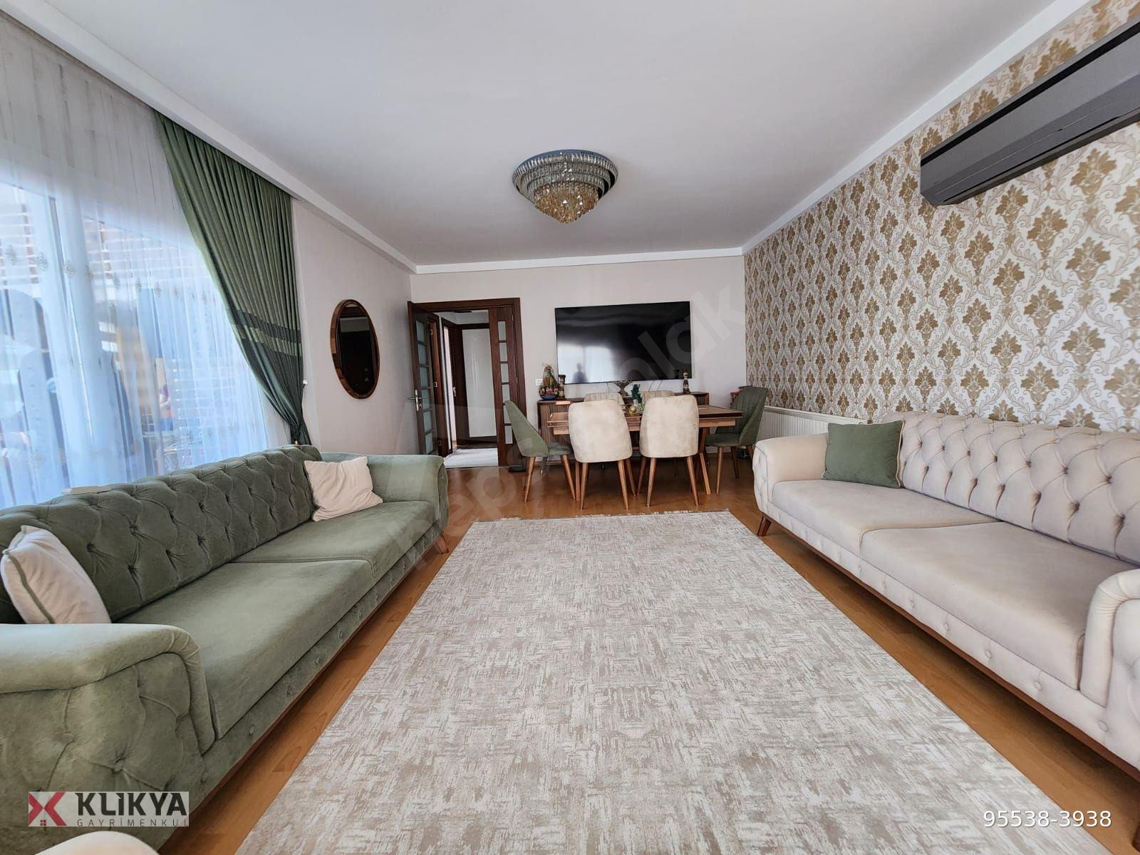 ESRA AKKAYADAN 2000 EVLER DE SİTE İÇERİSİNDE KAPALI MUTFAK SATILIK TEMİZ 3+1 DAİRE