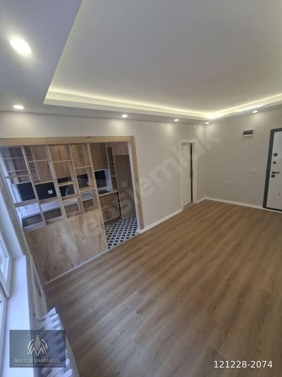KIZILAY NECATİBEY CADDESİ ÖN CEPHE FULL YAPILI 2+1 DAİRE_OFİS
