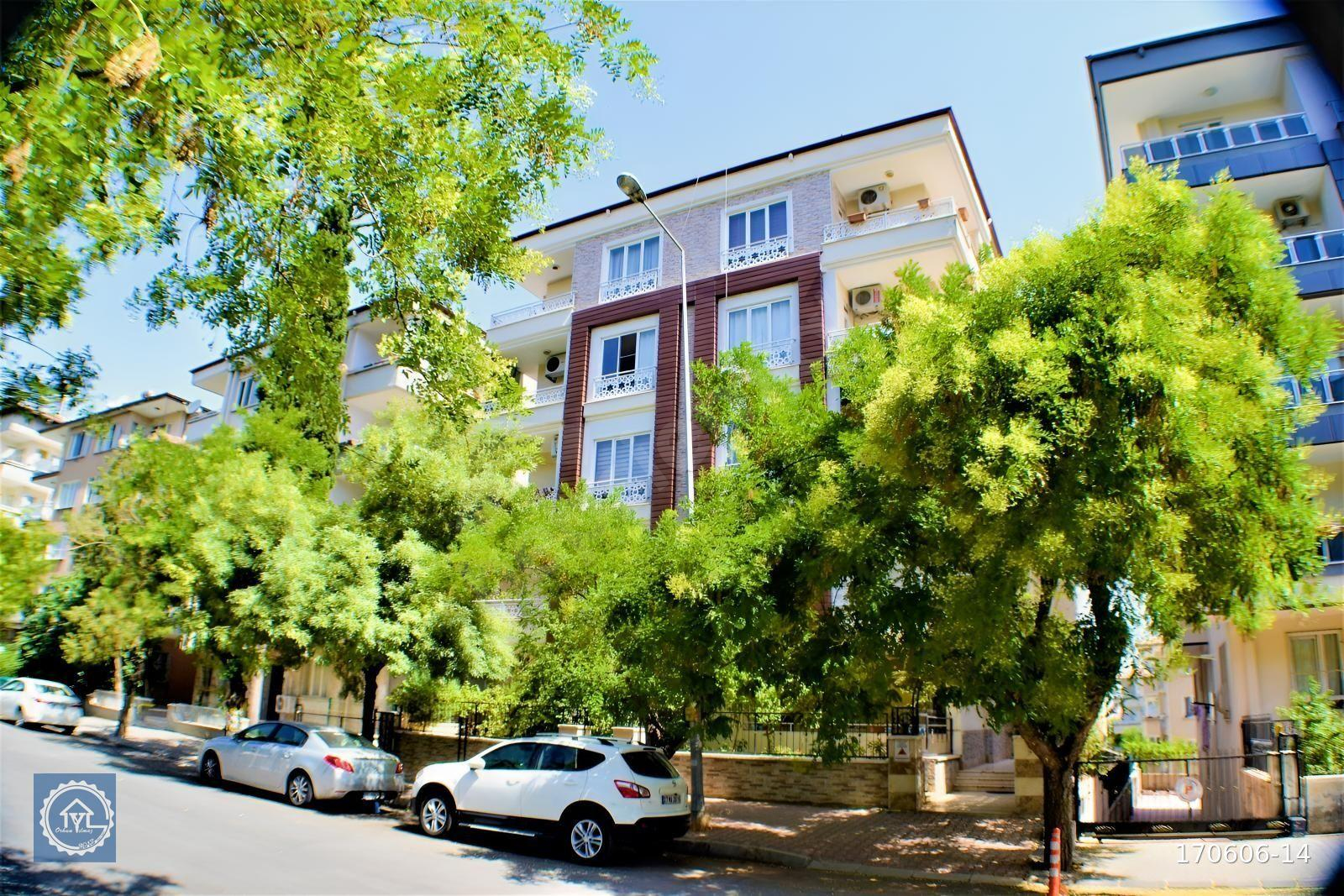 Gaziantep Kolejtepe' de Ara Kat 2+1 Kombili Satılık Daire