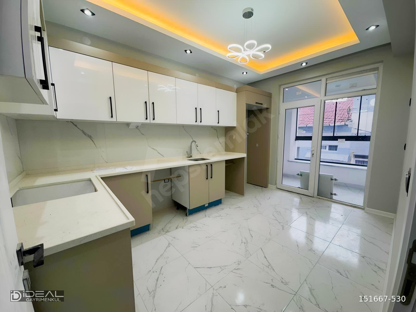 ŞİRİNTEPE YAYLAPINAR CD YAKINI EBEVEYN BANYOLU SATILIK 3+1 DAİRE
