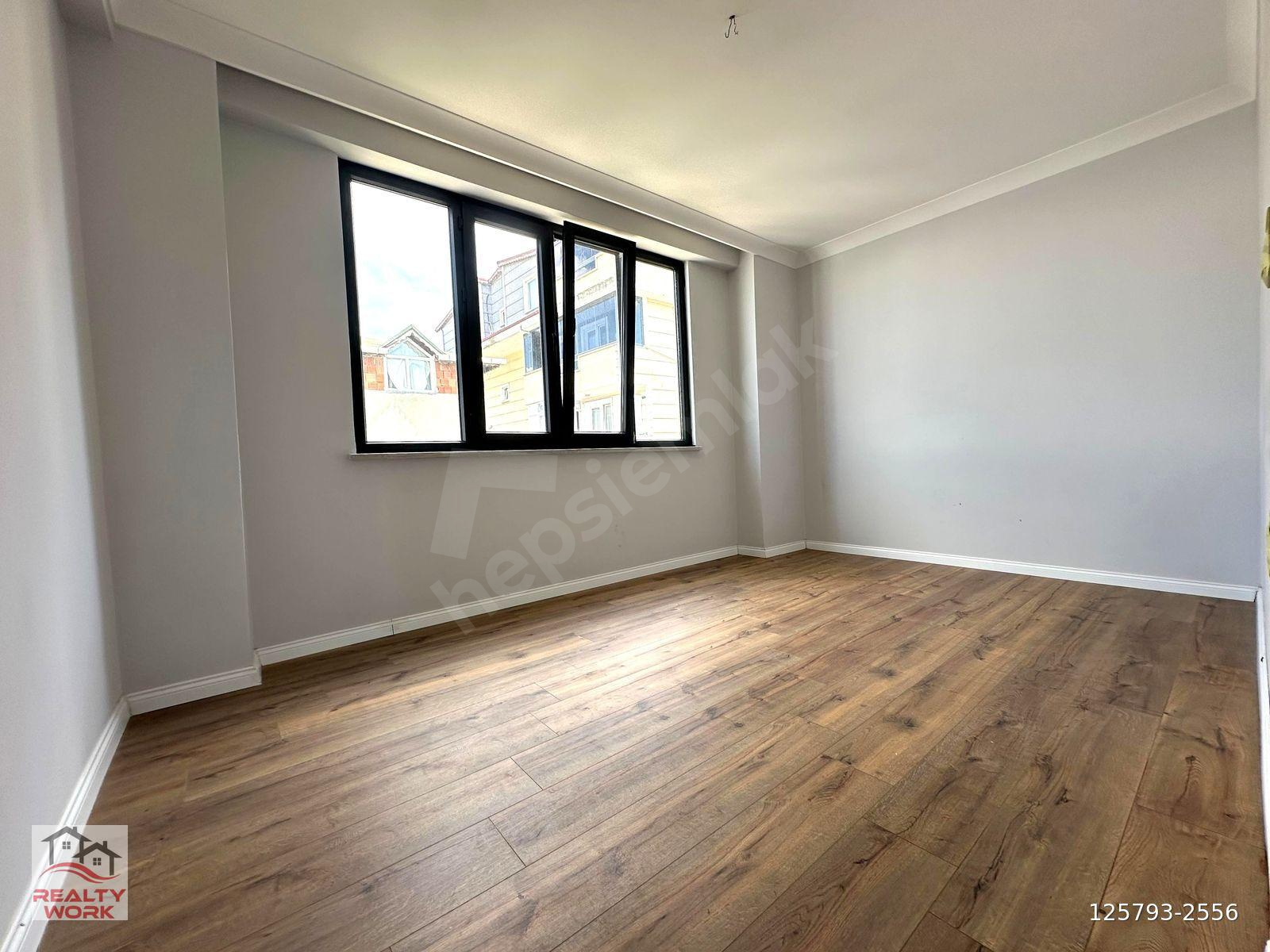 DARICA'DA MERKEZİ KONUMDA 2+1 OTURUMA HAZIR KİRALIK DAİRE