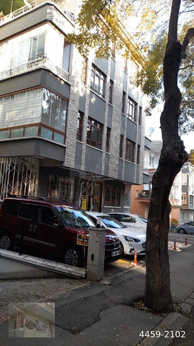 ERHAN'DAN 7.CADDEYE VE KÜTÜPHANEYE YAKIN 2+1 BAHÇEKATI