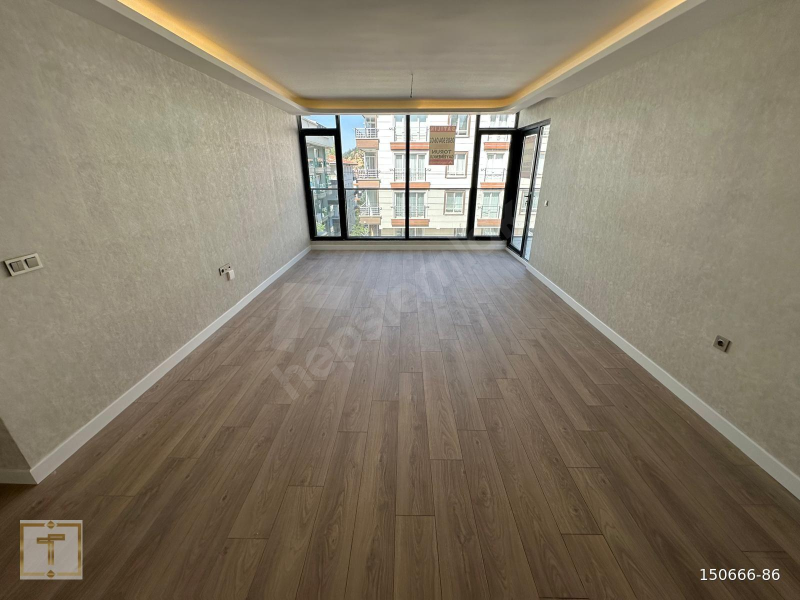 TORUN GAYRİMENKULDEN GÜNEŞEVLERİN EN GÜZEL 4+1 DAİRESİ
