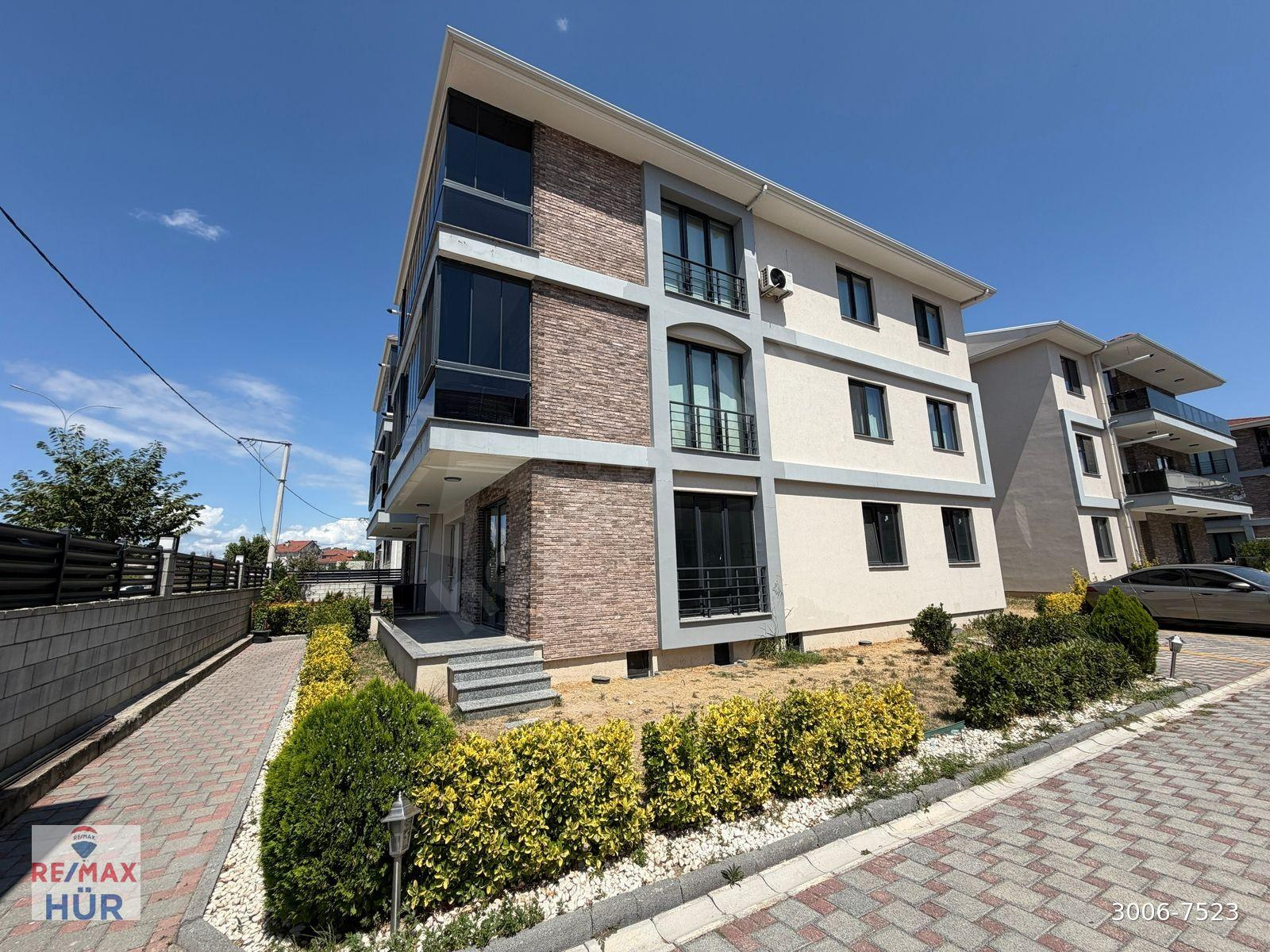 RE/MAX HÜR'DEN 3+1, 135 M² GENİŞ VE FERAH DAİRE