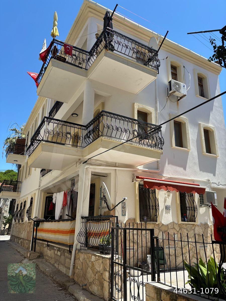 SAHİLE YAKIN MERKEZDE KİRALIK TEMİZ KÖŞE DAİRE