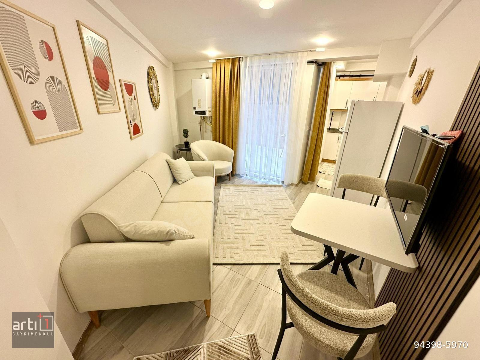 +1'DEN PELİTLİBAĞDA 1,5+1 41 M2 EŞYALI SATILIK DAİRE