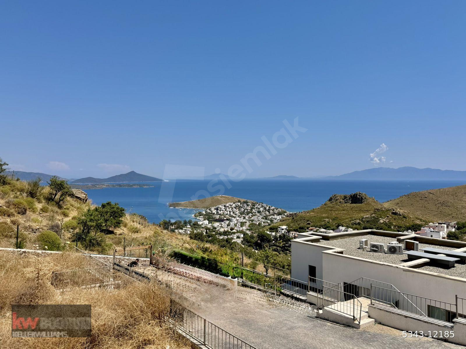 Bağla Ortakent Evleri Sitesinde Full Manzaralı Bahçeli 2+1 Üst Kat Daire