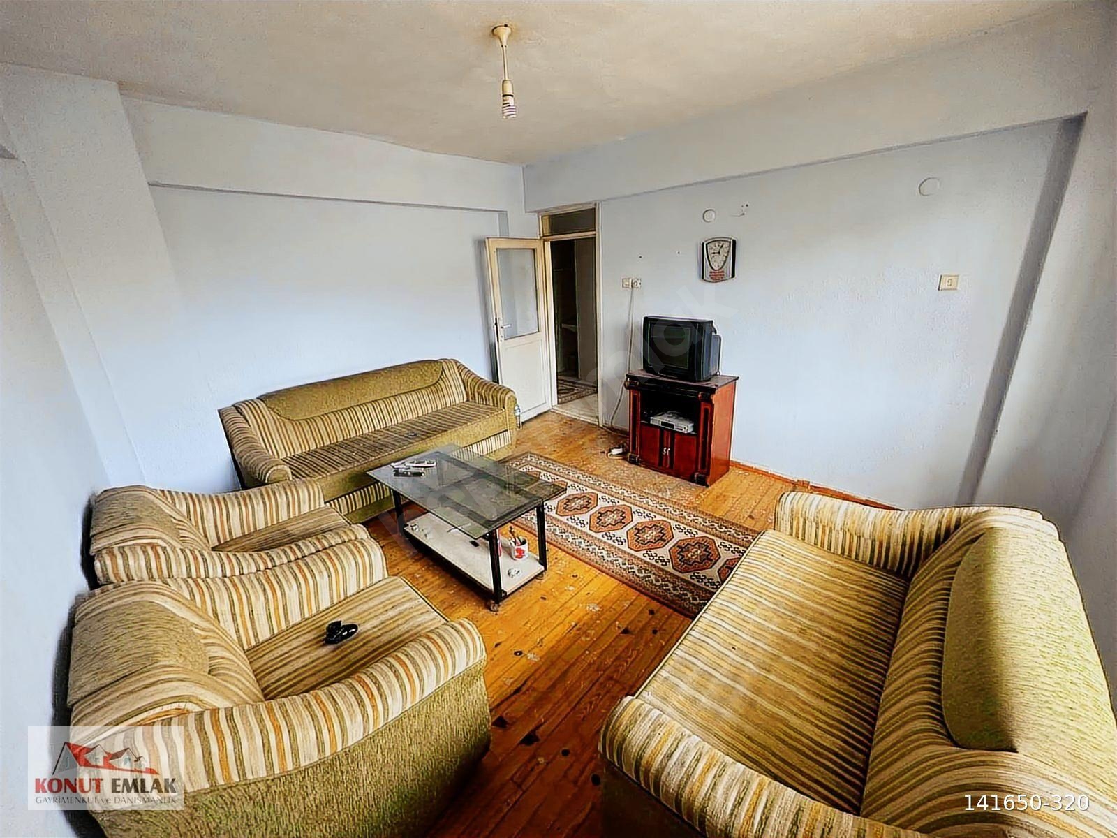 KONUT EMLAKTAN İSABEYLİDE CADDE ÜZERİ 3+1 SATILIK DAİRE