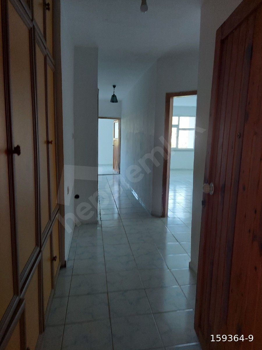 YILDIRIM EMLAKTAN SATILIK MERKEZDE FERAH, DENİZE 400 m, 1+1, 2. KAT, 66 m2 DAİRE