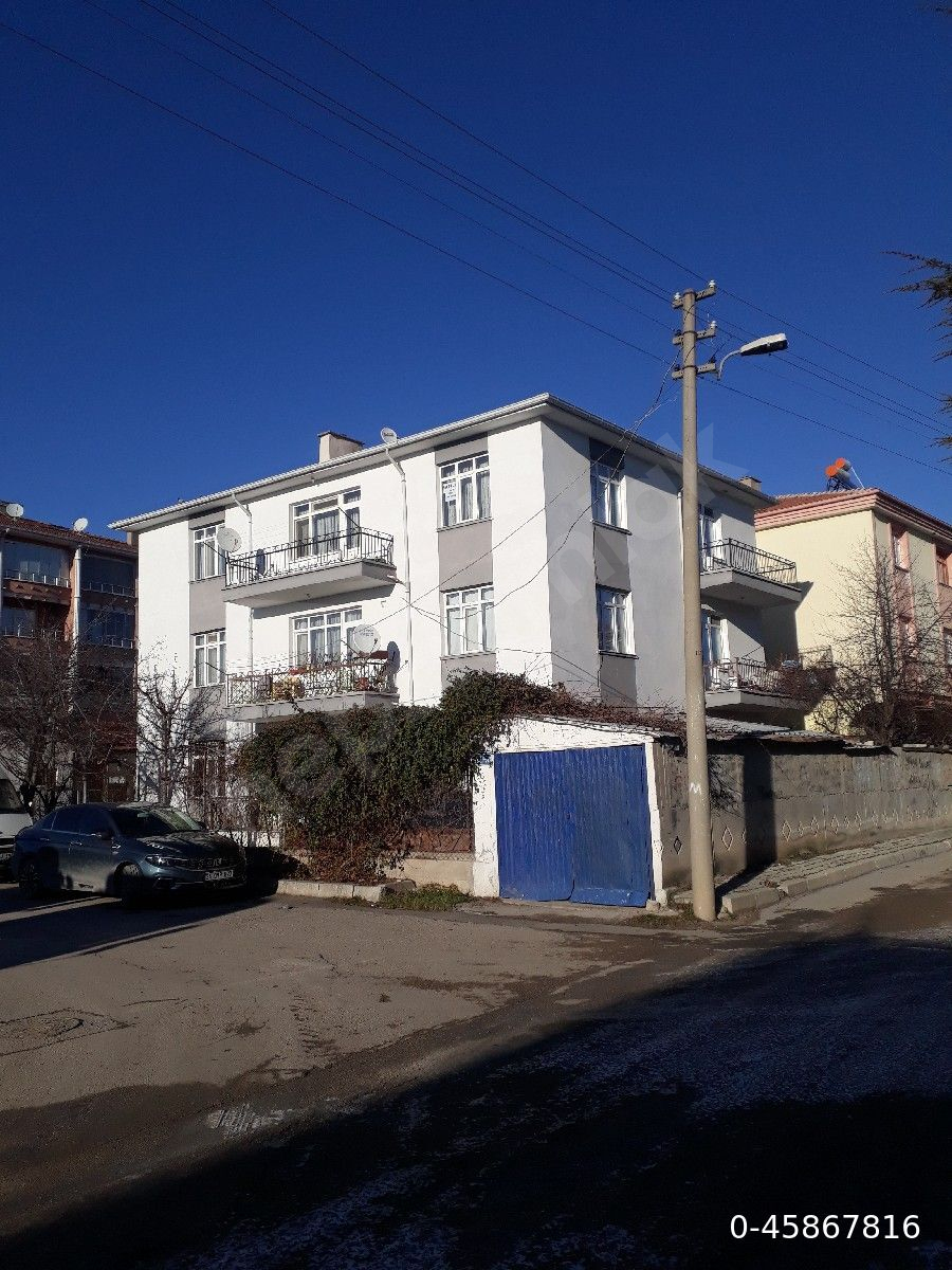 SAHİBİNDEN FATİH 'DE 4 CEPHE FULL YAPILI DAİRE