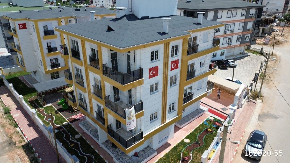 Sütçüler Hastane yakını 1+1 katta