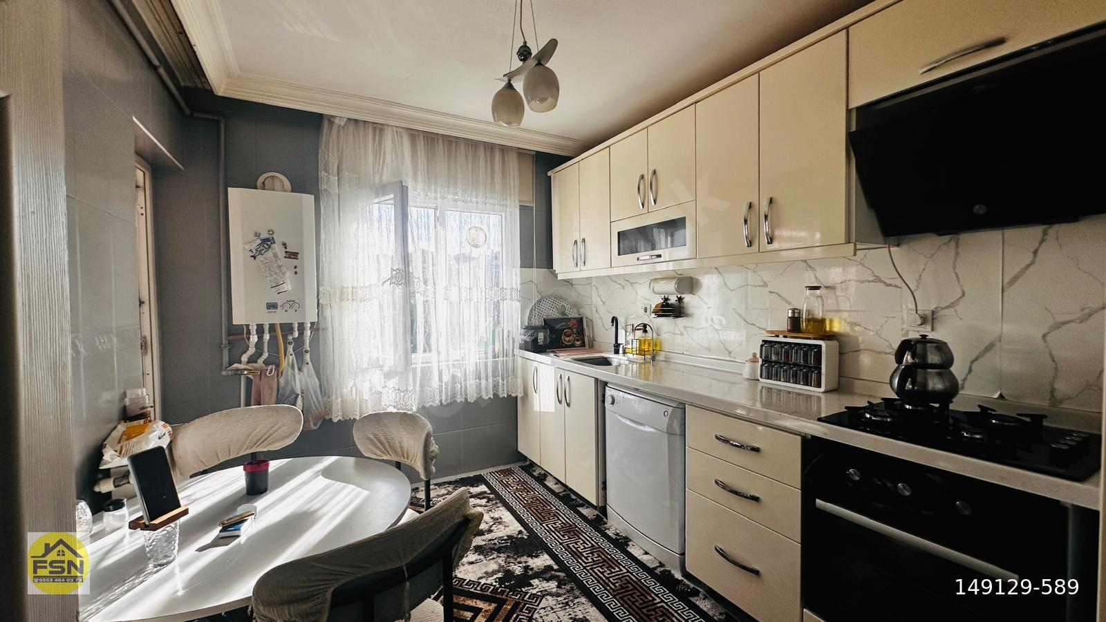 FSN DEN HARİKA KONUMDA ARAKAT ÖN CEPHE GENİŞ 3+1 SATILIK DAİRE