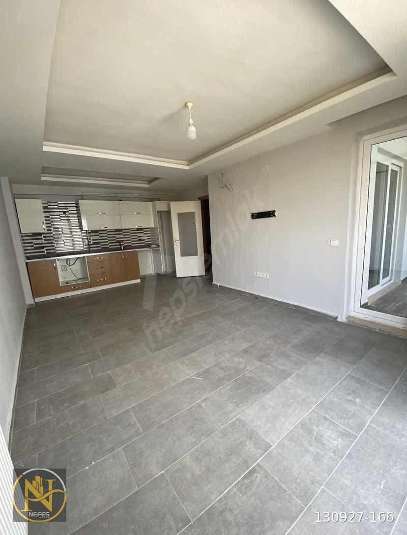 OSMANGAZİ'DE 2+1 CADDE ÜZERİ SİTE İÇERİSİNDE