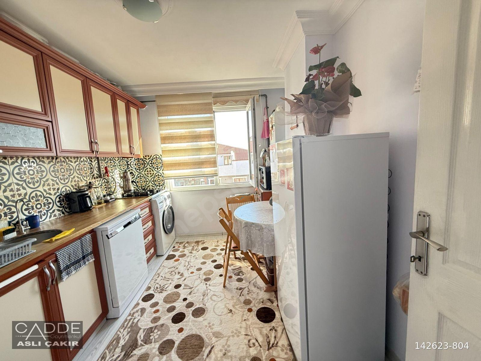 CADDE GAYRİMENKUL'DEN KAPAKLI İNÖNÜ MAHALLESİ 3+1 SATILIK DAİRE