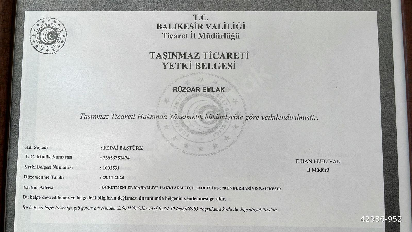 Burhaniye Bademalanında Doğalgazlı Asansörlü Uygun Fiyatlı Satılık 2+1 Daire