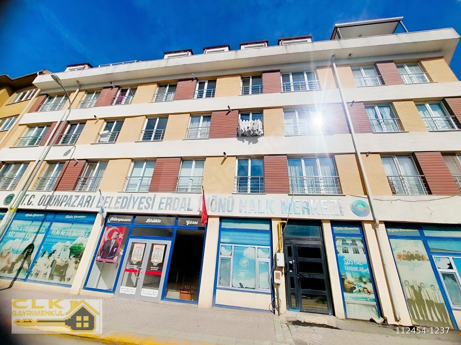 ESKİŞEHİR 180 M² SATILIK DUBLEKS FIRSAT DAİRE.