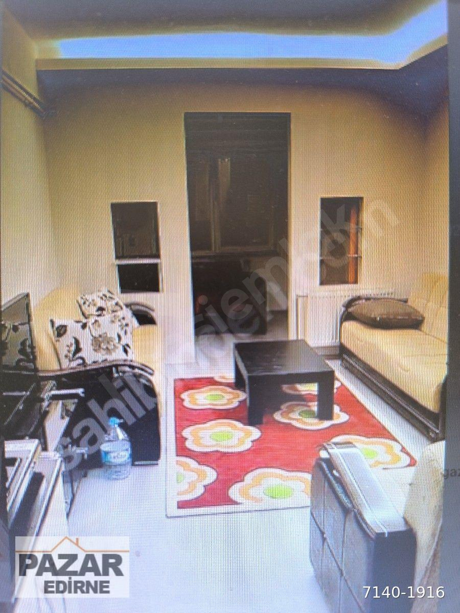 EDİRNE MERKEZ,ÇARŞIDA,HER YERE YAKIN,KOMBİLİ,FULL EŞYALI KİRALIK STÜDYO DAİRE