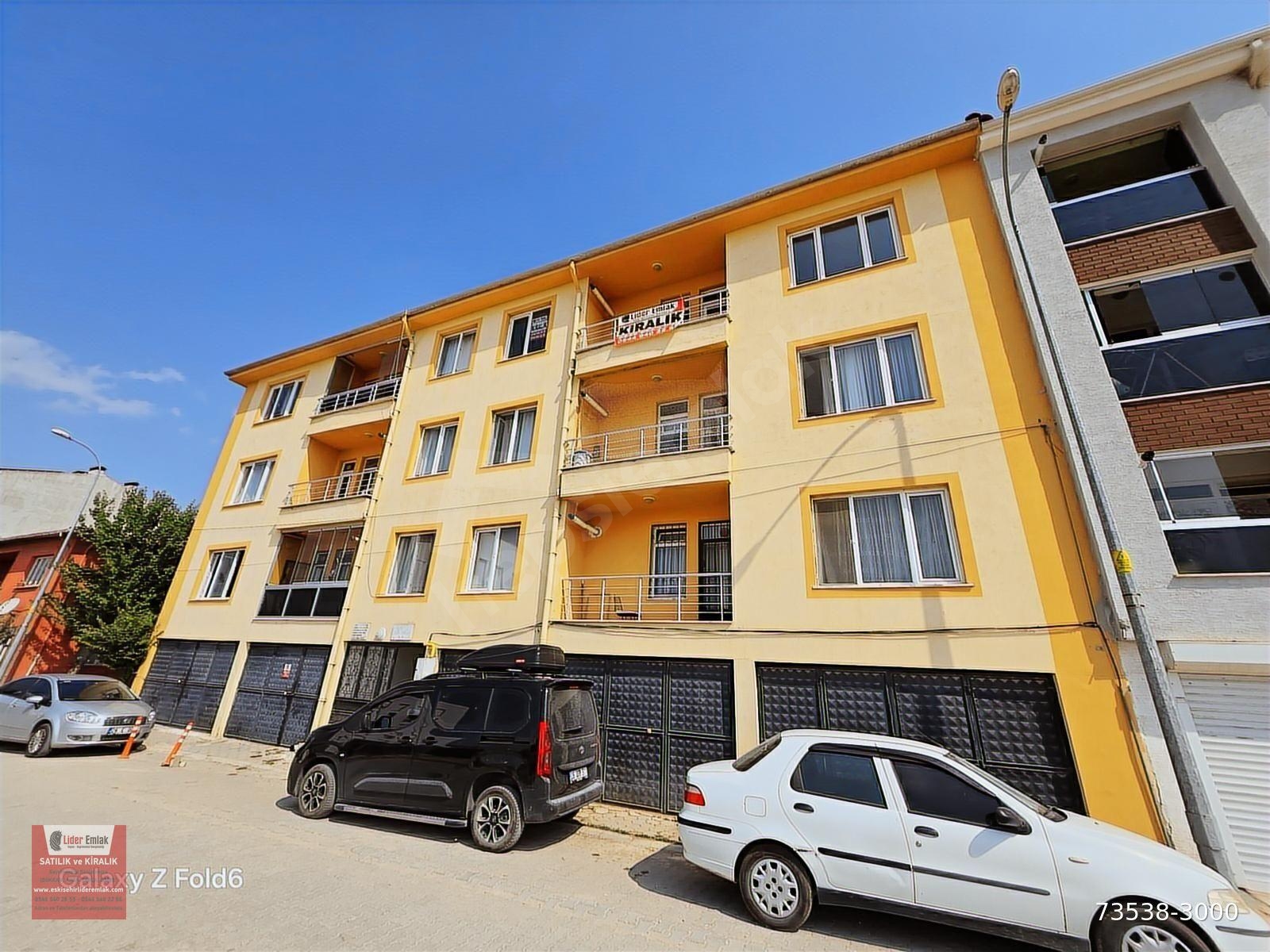 ESKİŞEHİR BATIKENT MAHALLESİNDE KİRALIK 3+1 170m2 DAİRE