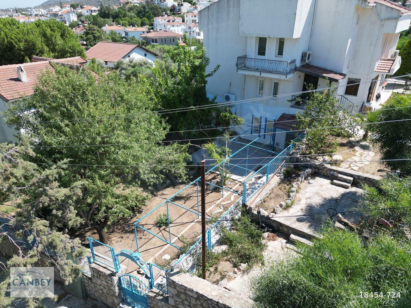 Datça İskele Mahallesinde 4+1 Müstakil Girişli Bahçeli Daire
