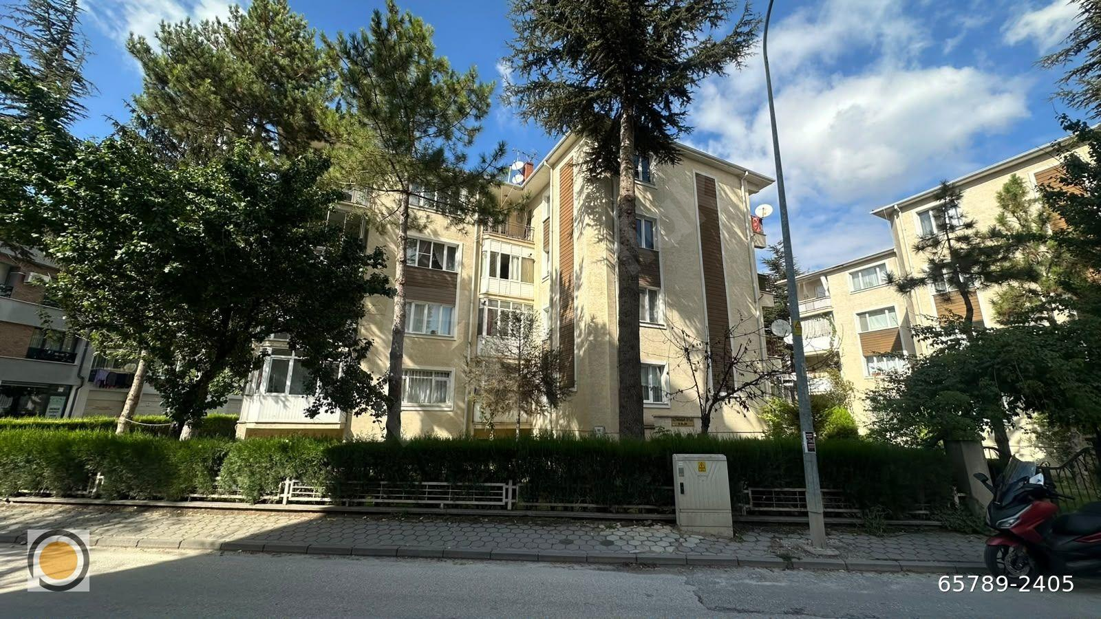 Paris Emlak Yönetimi'nden, Batıkent'te Kiralık 2+1 Daire