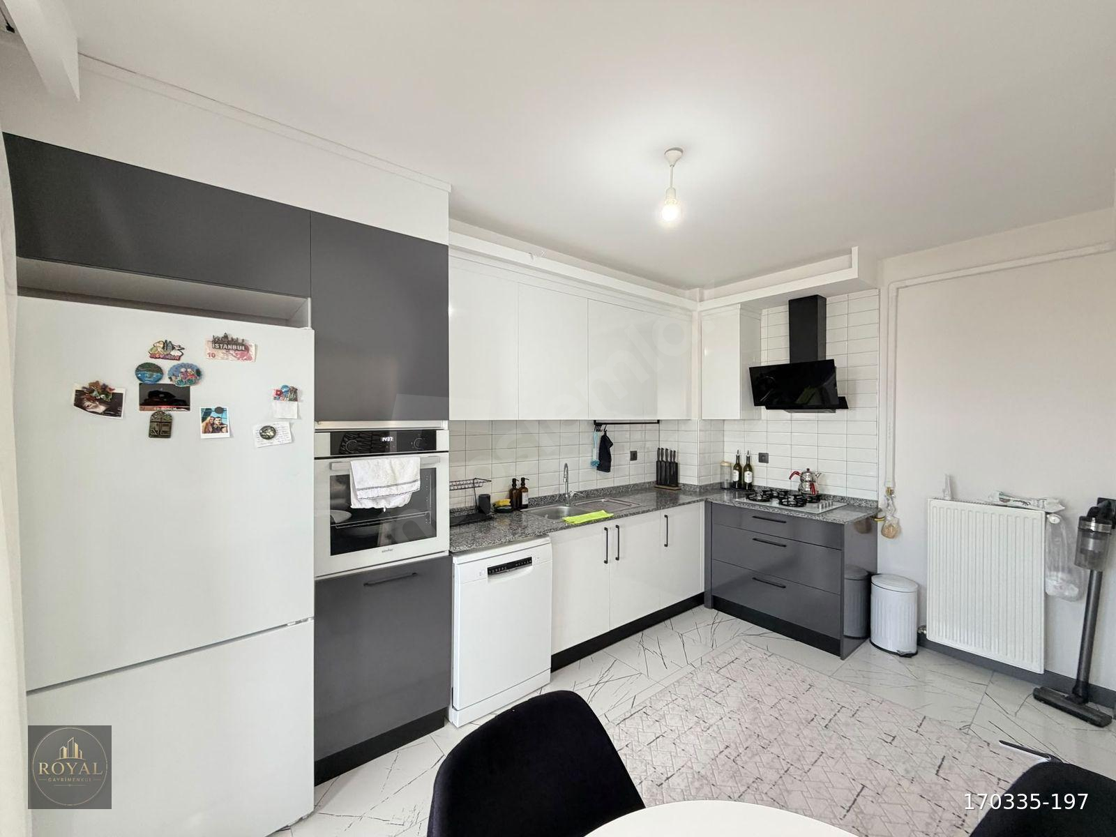 İLDEM E KONUTLARINDA 4+1 ARA KATTA FULL YAPILI DAİRE FIRSATI